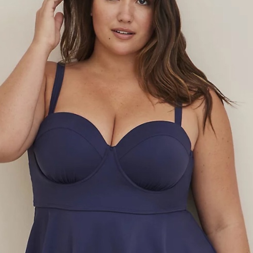 LOWEST🌺 NWT TORRID 2X (D/DD) MOLDED BRA CUPS SWIM TOP - Picture 4 of 15
